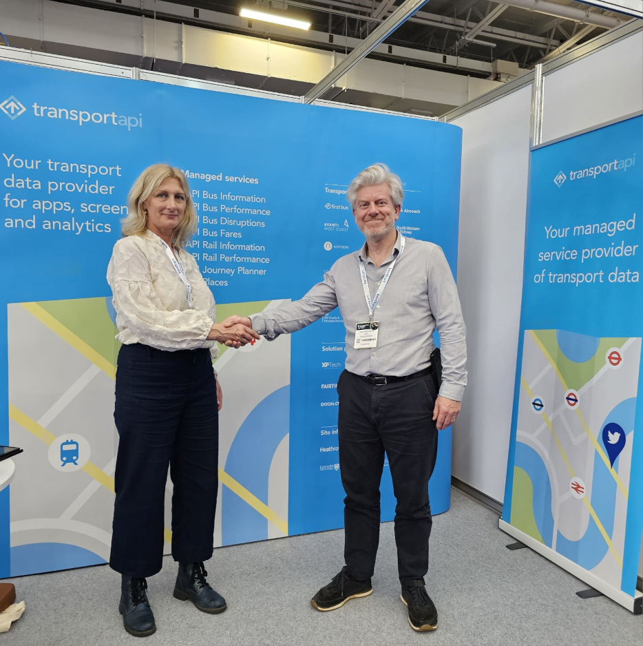 Julie Gray shaking hands with Jonathan Raper